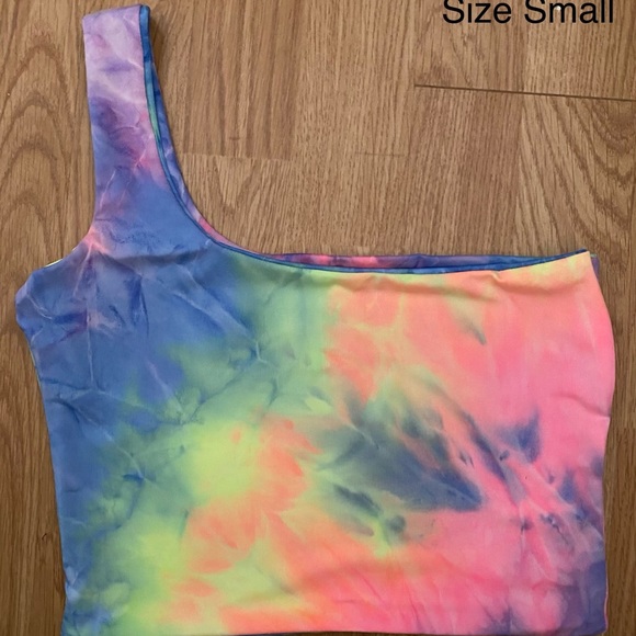 Tie Dye Print One Shoulder Short Tank Top - Picture 5 of 6